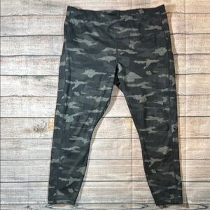 Athleta xl Camouflage Leggings
